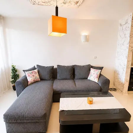 Beachfront In Aureliya Apartment