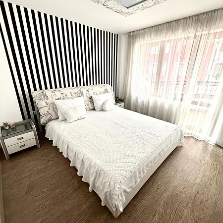 Beachfront In Aureliya *